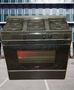 cooking range with 5 burners