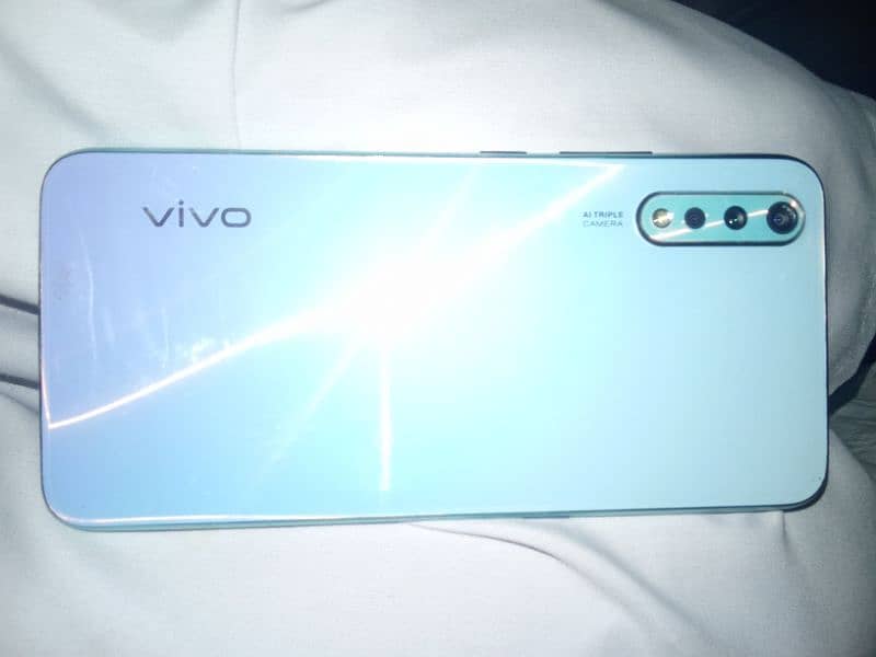 vivo S 1 6