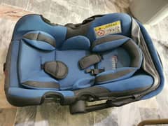 Tinnies Baby Carry Cot / Car Seat