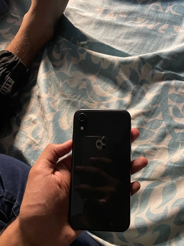 Iphone xr 256gb black factory unlock 3