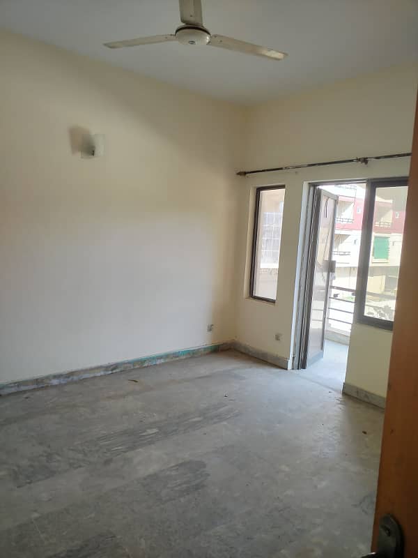 2 Bad Flat For Rent Block C G15/3 Islamabad 10