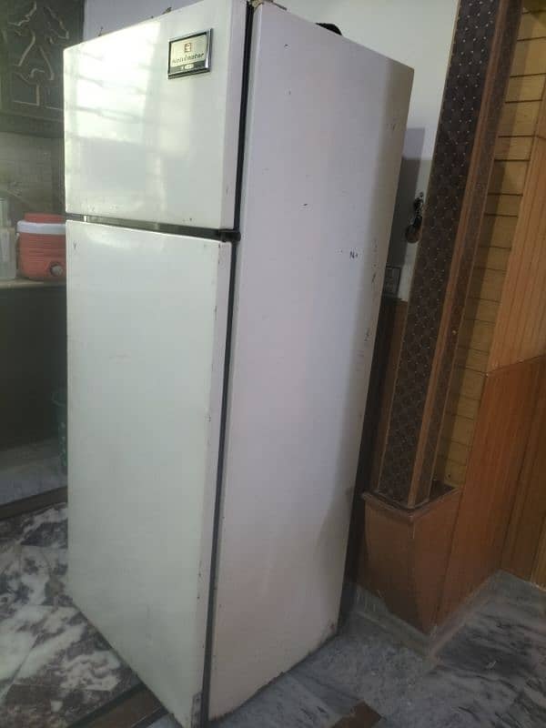 Refrigerator Home Used Good Condition Urgent Sale 4