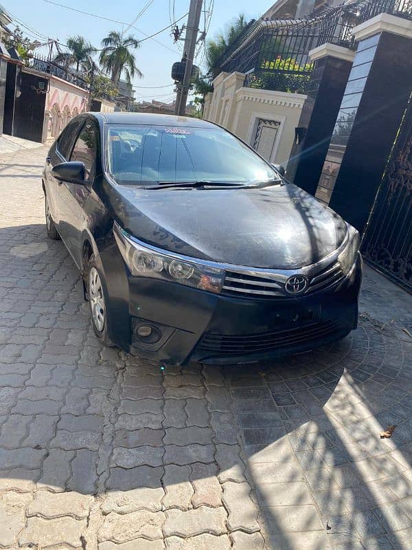 Toyota Corolla XLI 2015 3