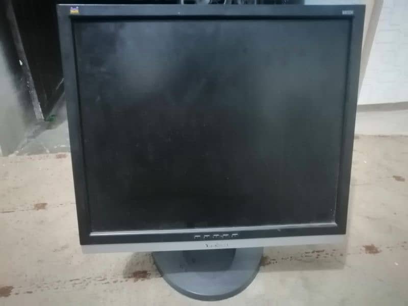 Hp Z210 complete set up demand 25k 7