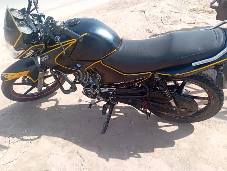 YBR 125 2016 model For sale 6