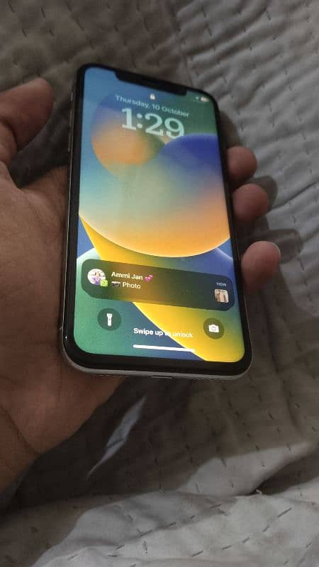 iPhone X 64 GB 7