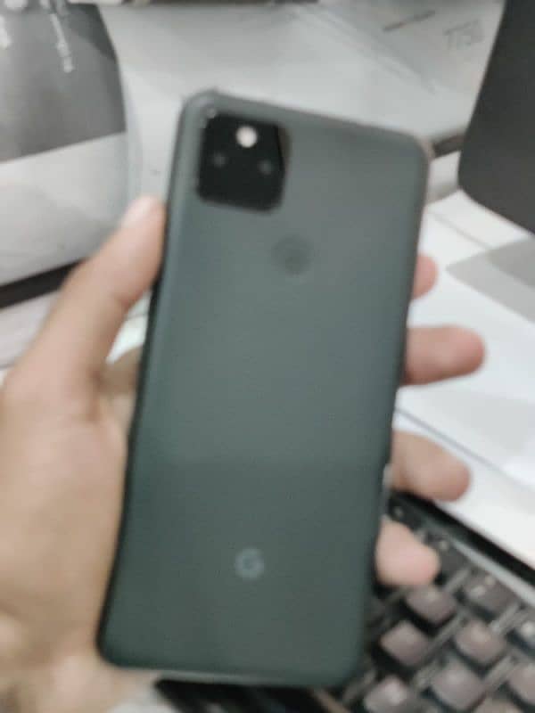 Google pixel 5a 1