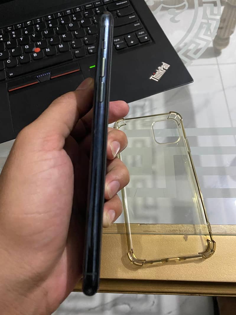 iPhone 11 Pro Max 256gb dual PTA Approved 2