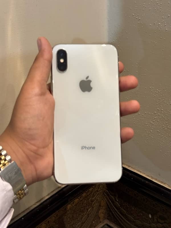 iPhone X  pta approved 64 gb white colour 0