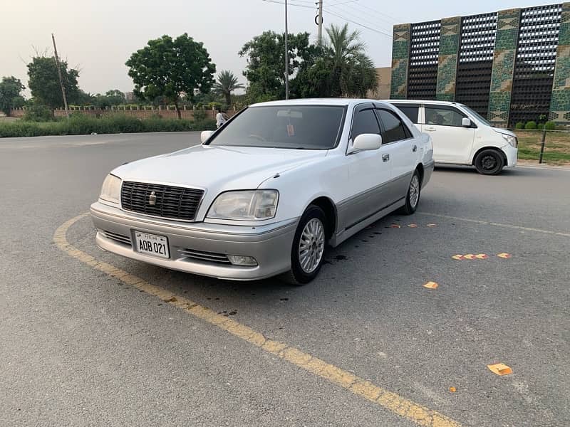 Toyota Crown 2001 4