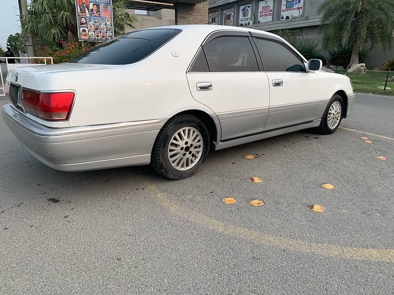 Toyota Crown 2001 8