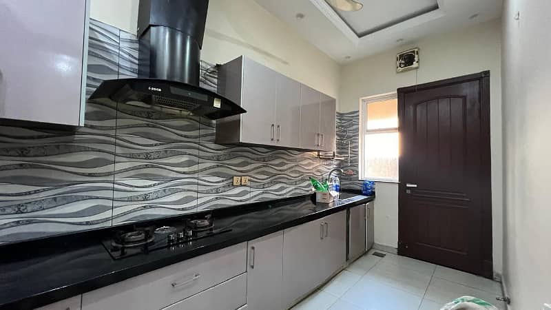 1 Kanal House For Sale in Lake City Sector M3 22