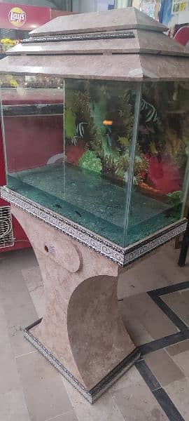 Aquarium for sale Read description must 1