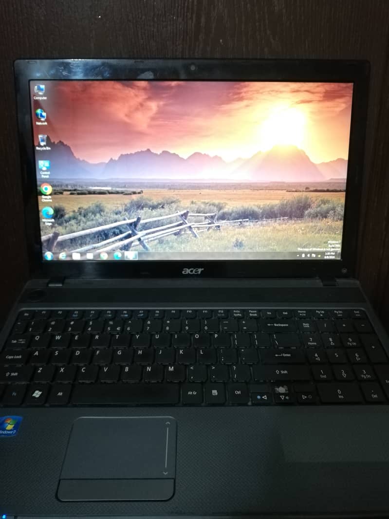 Acer aspire 5733 ci3,  15.6 inch Speaker not working, without charger 4