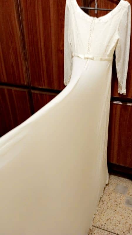 white beatful maxi 0