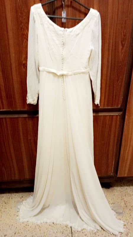 white beatful maxi 2