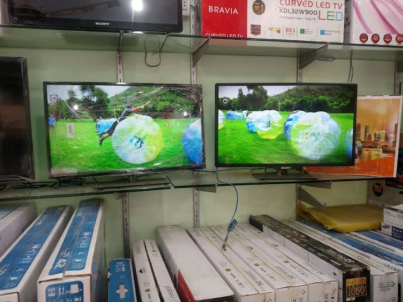 32 inch Samsung 4k UHD LED TV 3 year warranty  03227191508 0