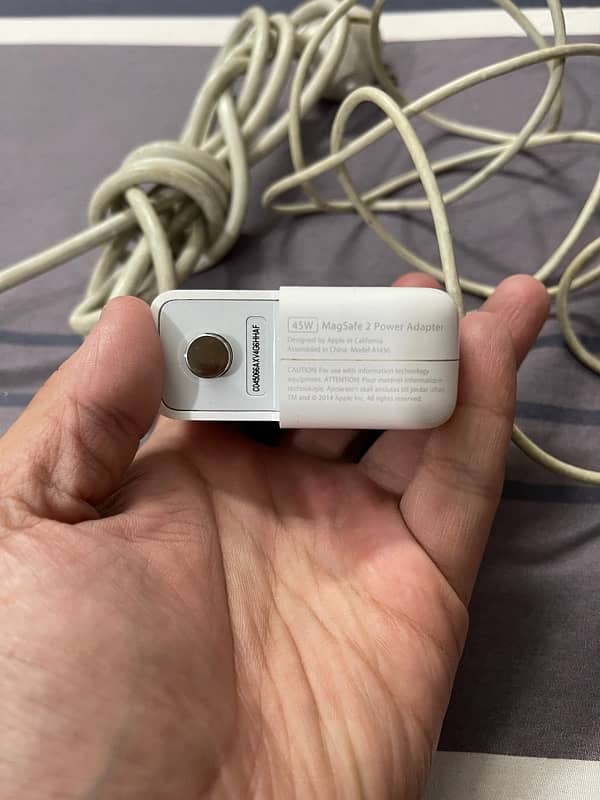 Apple MagSafe 2 - 45W Original (A1436) MacBook Charger 2