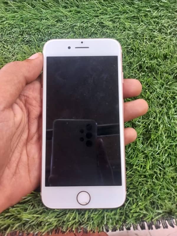 iphone 7 pta approved 32 gb all ok condition   10/9  03096319160 4