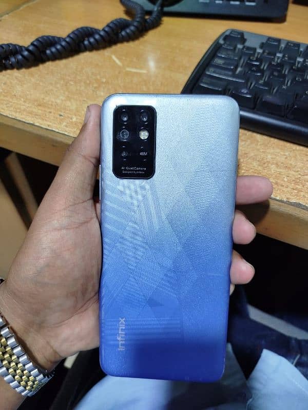 Infinix Note 8i 0