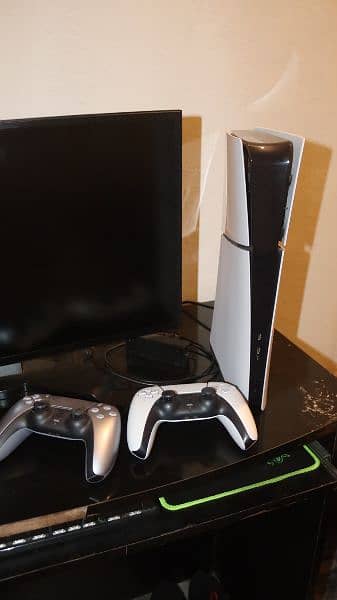 ps5 slim digital edition with two controllers 4