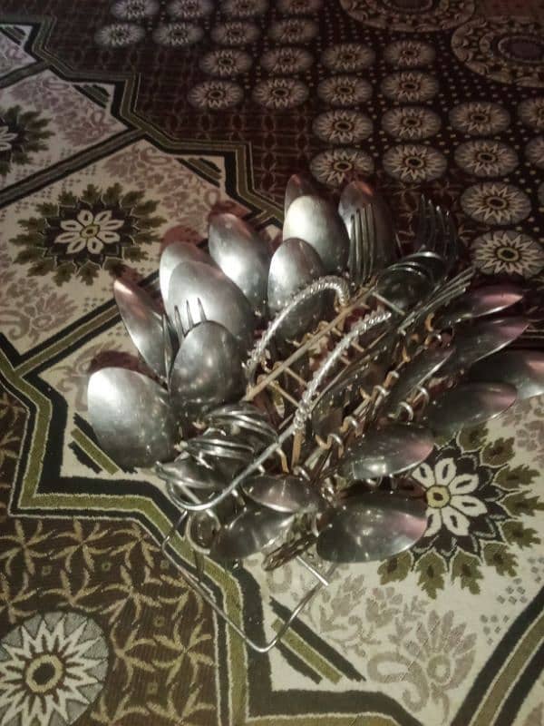 SPOON ( CUTTLERY SET)( EXCELLENT CONDITION) 2