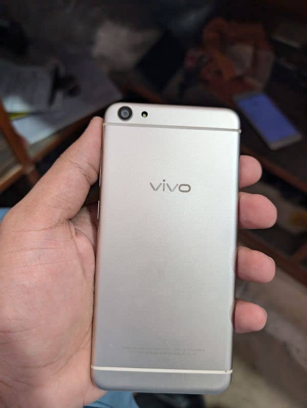 Vivo x7 4/64gb 1