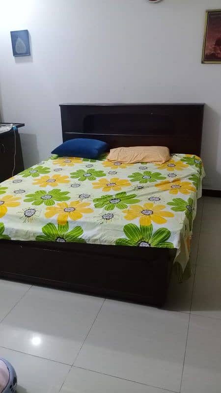 Double bed with side tables and spring mattress 2