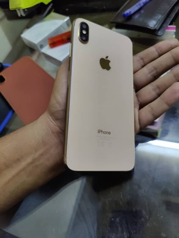 iphone XS Max 1