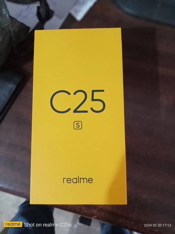 REALME c25s 1