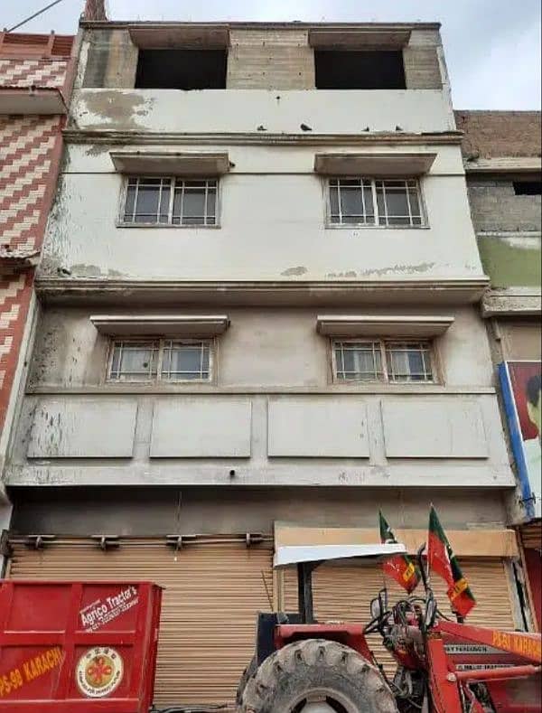 3 Floor Property with Commercial Showroom for Sale 1