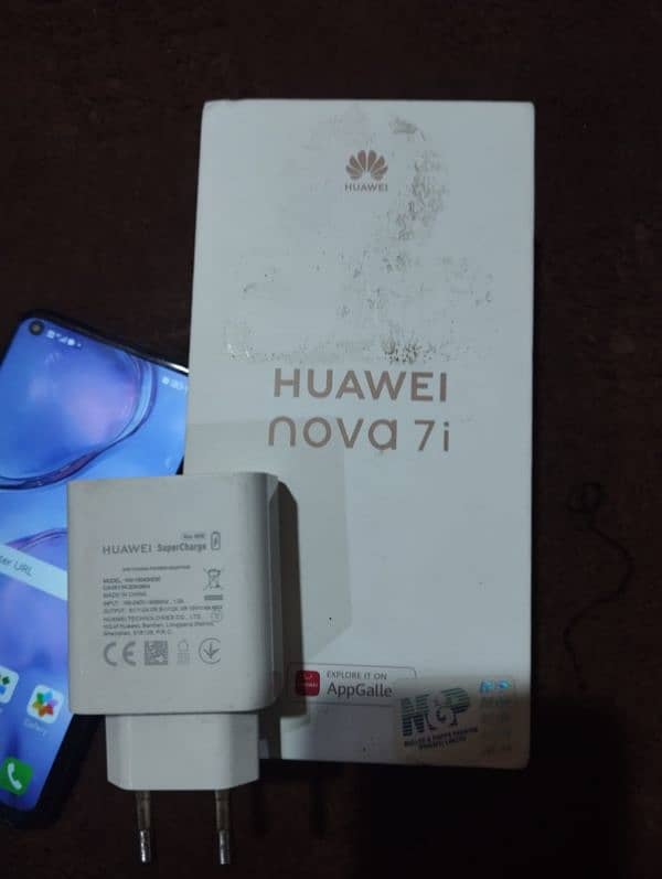 Huawei Nova 7i 8/128 with Original Fast Charger and Box 4