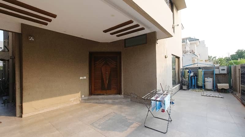 Get This Amazing Prime Location 10 Marla House Available In Formanites Housing Scheme Block E 2