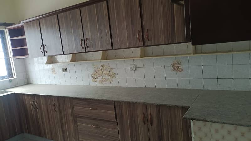 I Kanal upper portion 3bed attach bath TV lounge available for rent in DHA phase 2 11