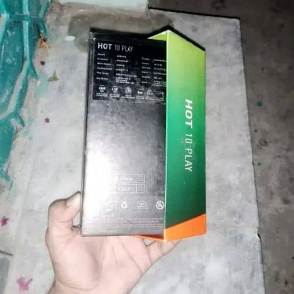 infinixhot10 play 4 64 Bess glass damig 3