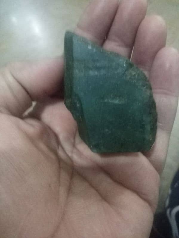 rough emerald from Zambia 2