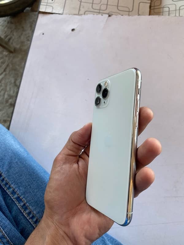 I phone 11 pro PTA Approved 64 Gb ph#03014201569 7