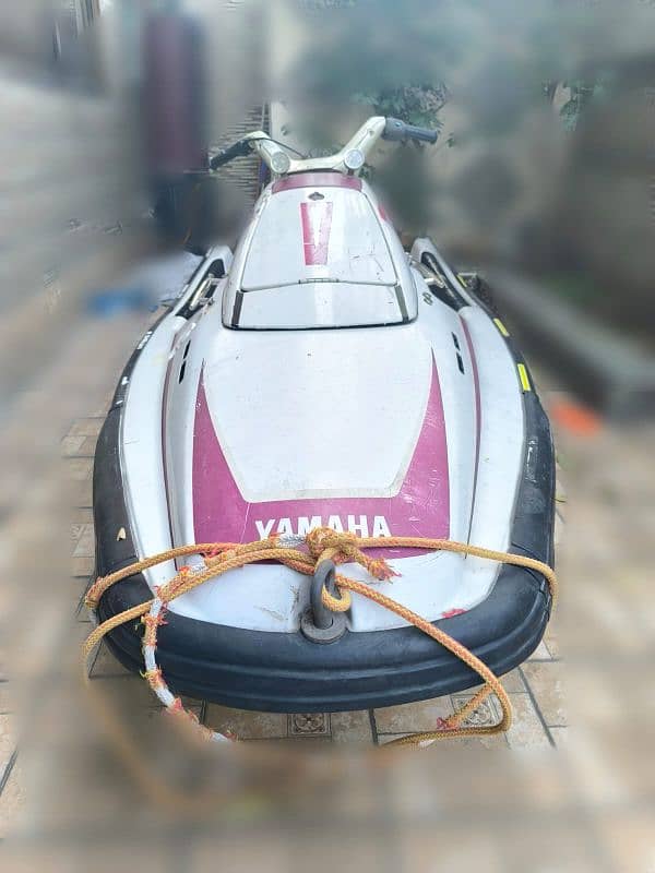 YAMAHA JET MARINE JETSKI 650CC 1