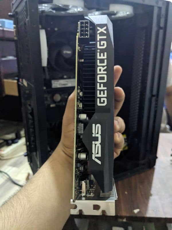 Asus GTX 1660 Super 10/10 Condition 5