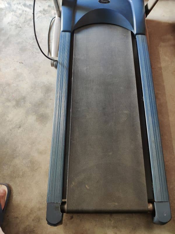 Treadmill in Good Condition 3