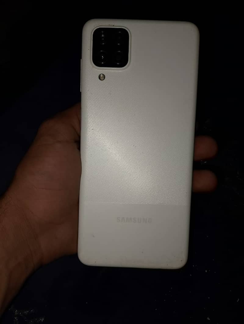 Samsung a12 4 128gb only mobile 3