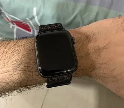 Apple watch series 4 44mm space black hotsell