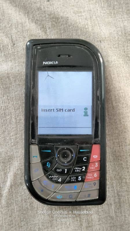 Nokia 7610 0