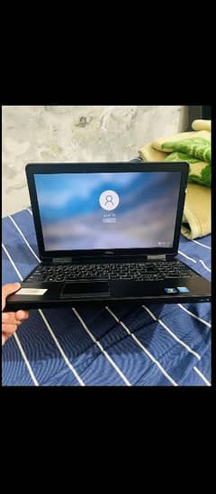 Dell Laptop i5 4 generation