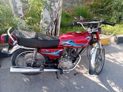 Honda 125 for sale condition 10by8 0