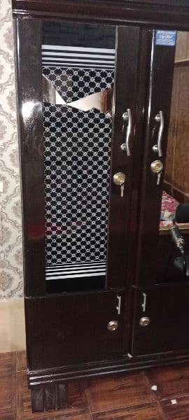 New safe Almari sale urgently 4