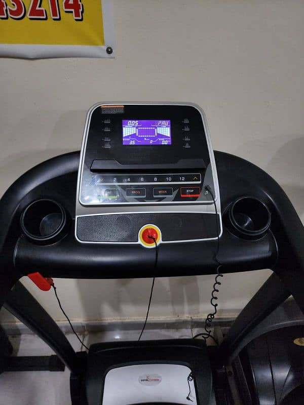 treadmils. (0309 5885468). ellapticals. spin bikes. gym cycles 17