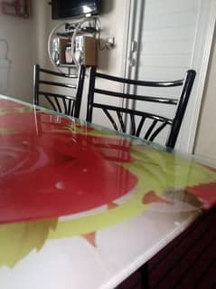 6 seater dining table available for sale