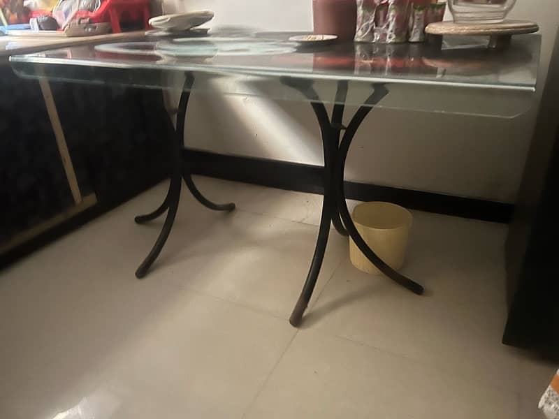 dining table with 6  chairs good condition 1