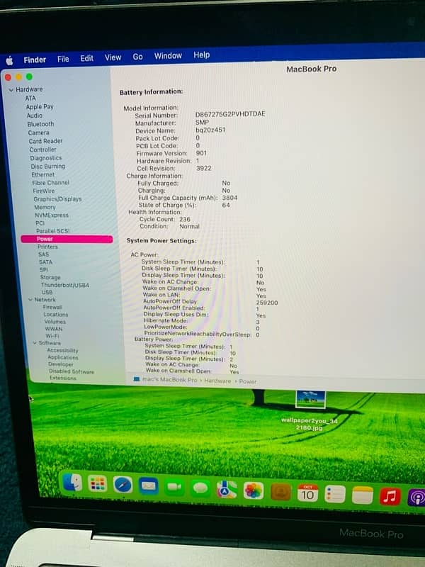 MacBookpro  model 2016 core i7  13 inch ram 16 256 ssd tauch bar 4